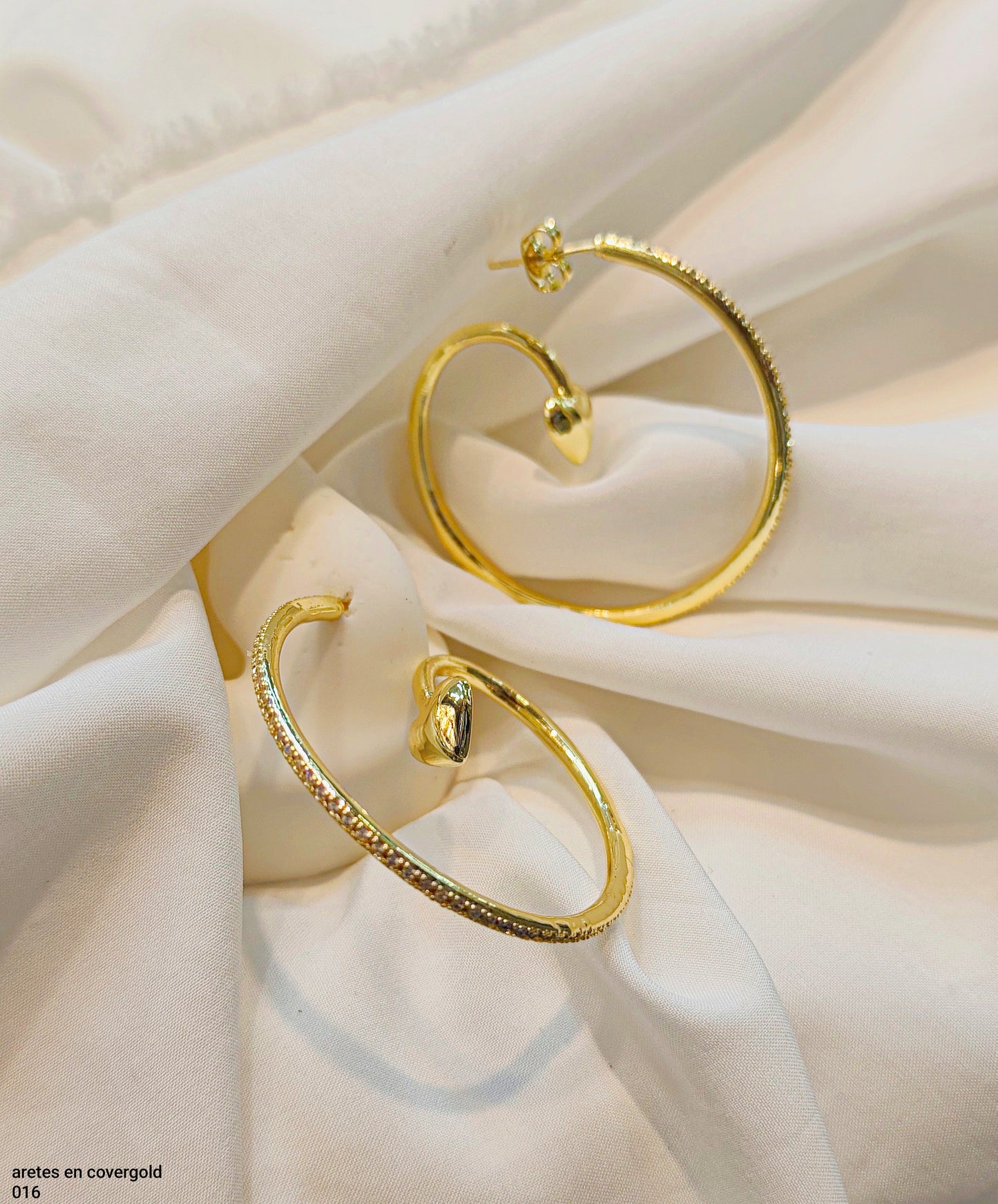 ARETES EN COVERGOLD