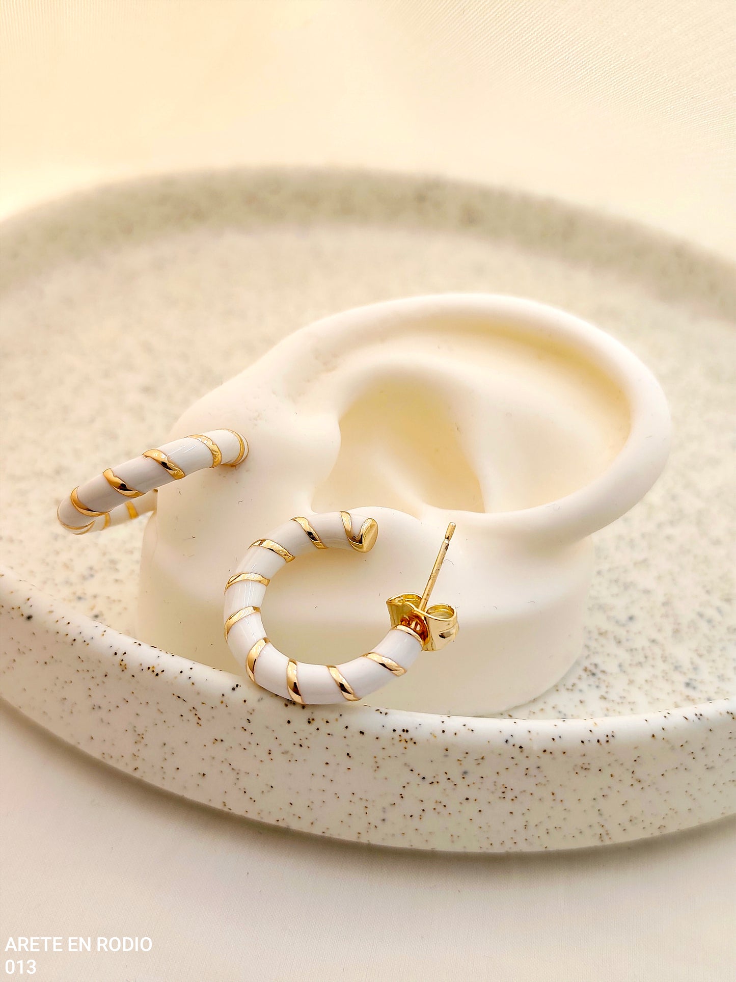 ARETE EN RODIO