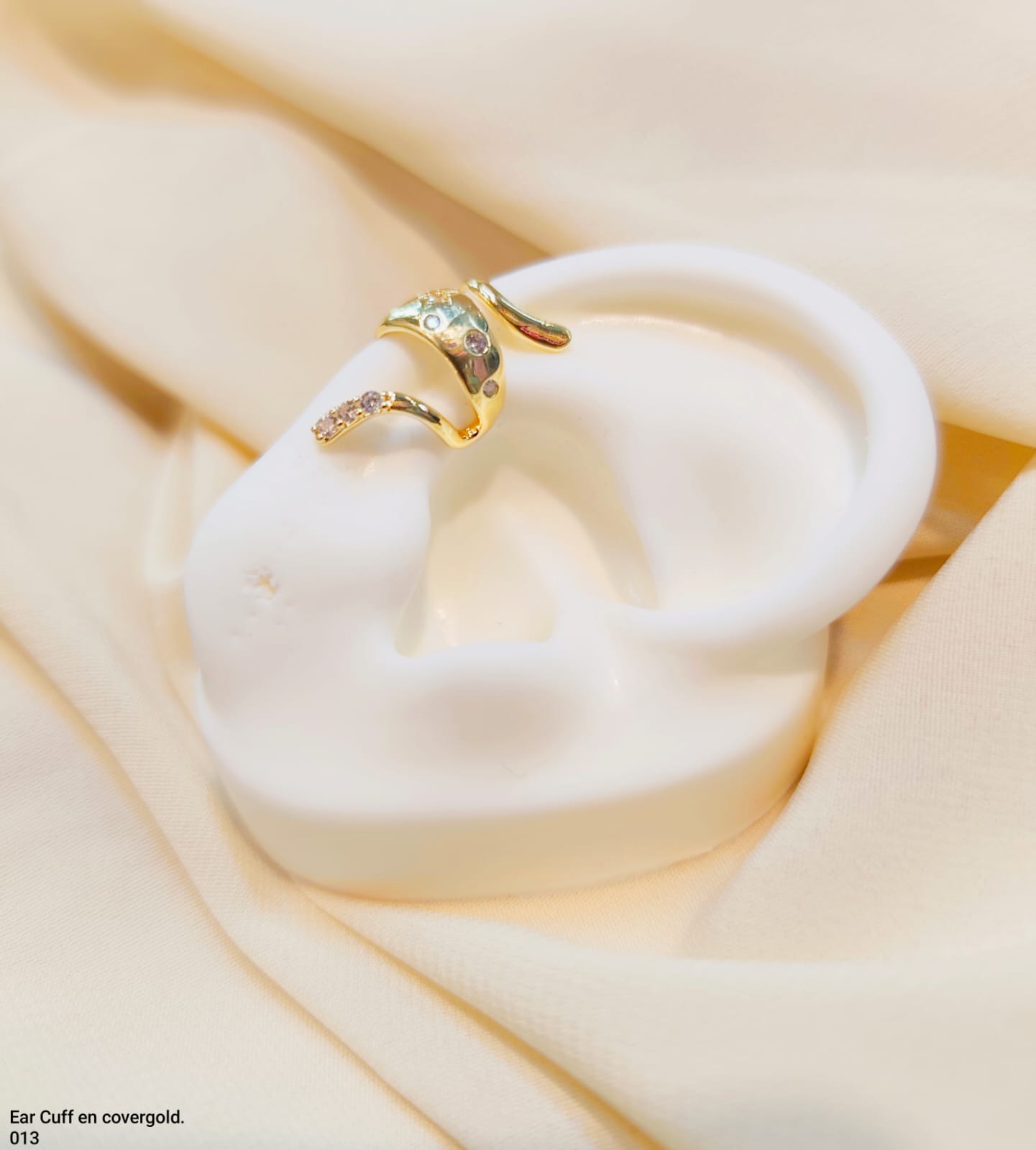 Ear Cuff en covergold