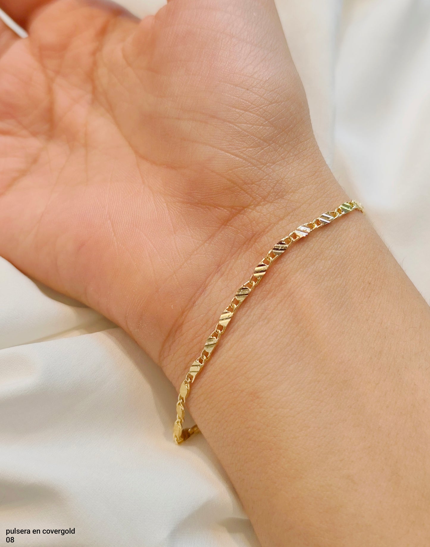 PULSERA EN COVERGOLD
