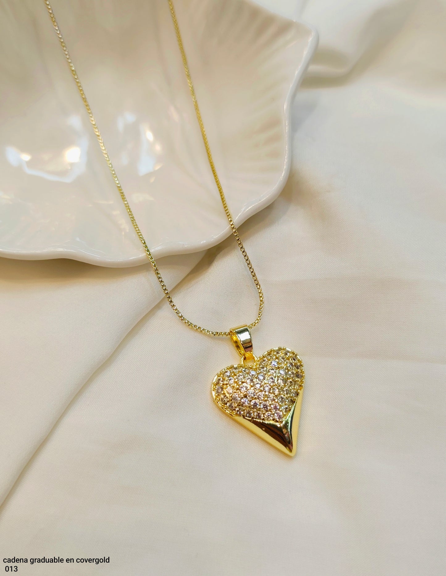 CADENA GRADUABLE EN COVERGOLD